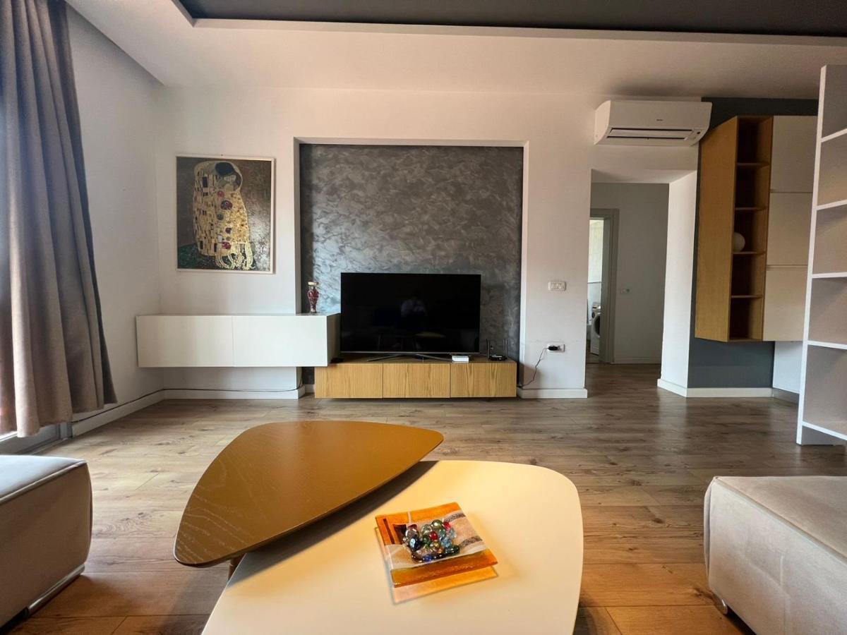 דירות Vlorë Kreilux Valona מראה חיצוני תמונה
